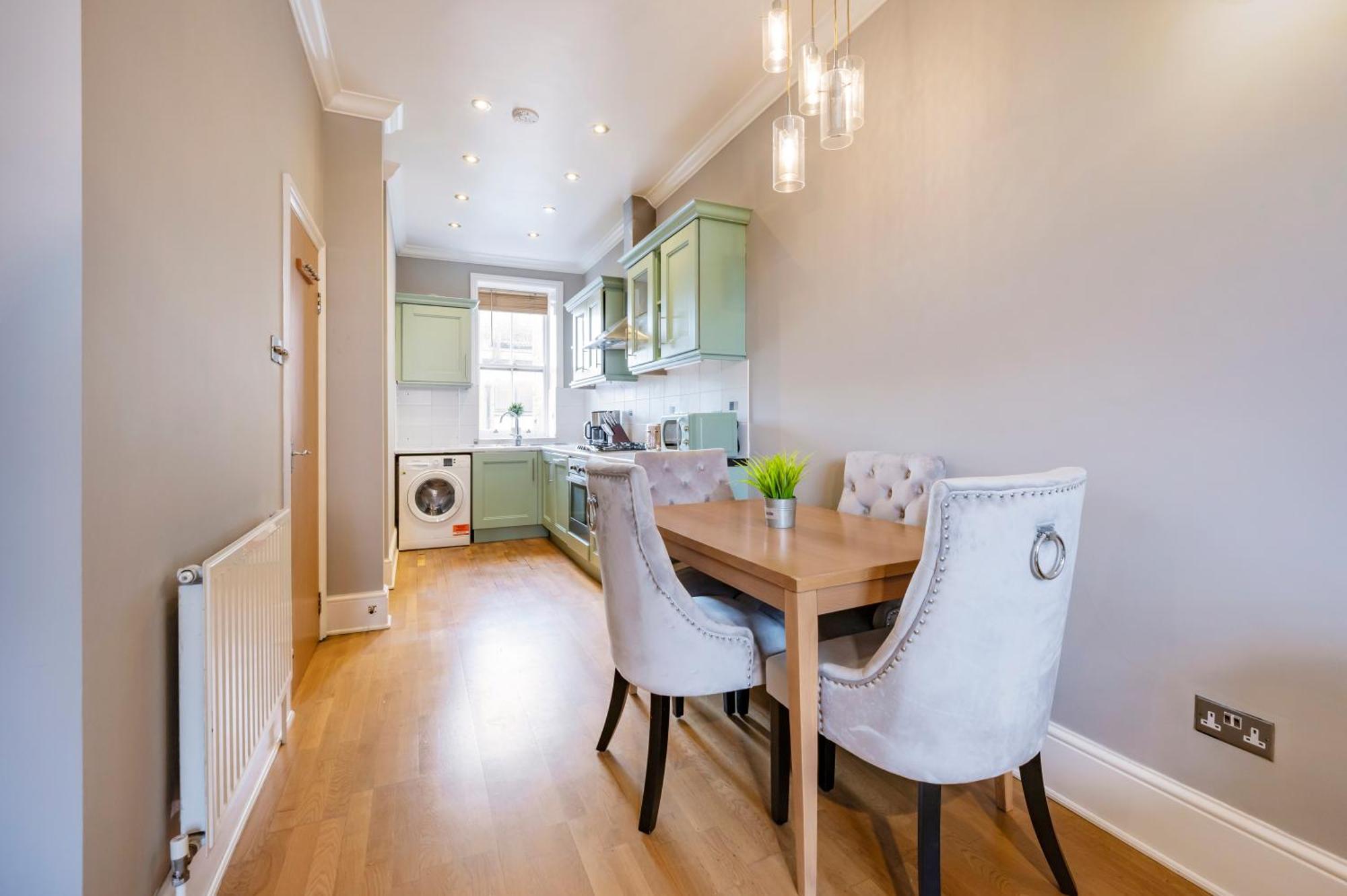 Large 1 Bedroom In Center Of London 3 מראה חיצוני תמונה